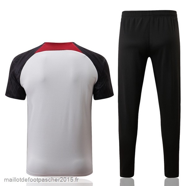 Maillot Foot Achat Entrainement Ensemble Complet Liverpool 2022 2023 Blanc Noir Rouge