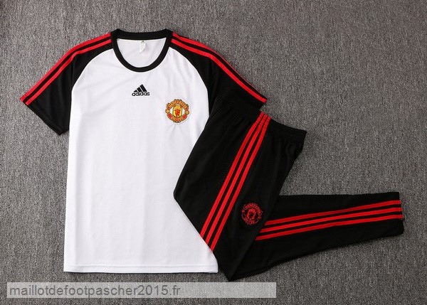 Maillot Foot Achat Entrainement Ensemble Complet Manchester United 2021 2022 Blanc I Noir