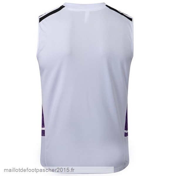 Maillot Foot Achat Maillot Sans Manches Real Madrid 2022 2023 Blanc Noir Purpura