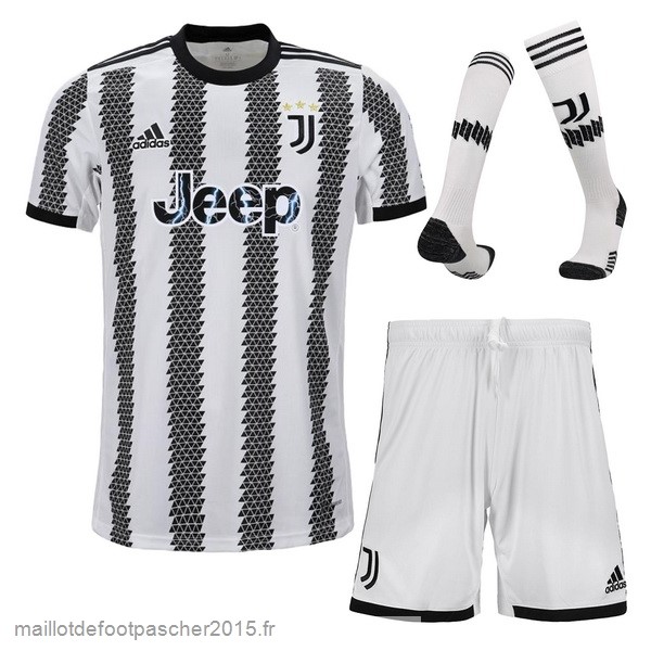 Maillot Foot Achat Domicile Maillot Pantalon Chaussette Juventus 2022 2023 Blanc Noir