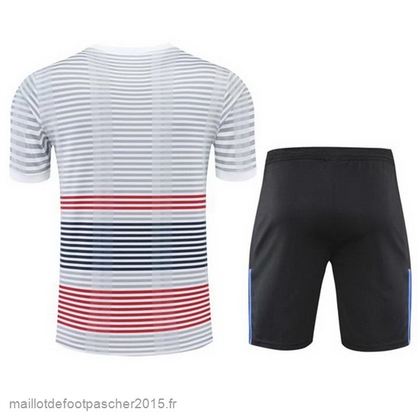 Maillot Foot Achat Entrainement Ensemble Complet Manchester United 2022 2023 Blanc Noir