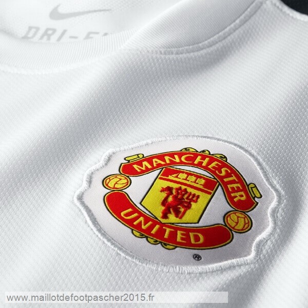 Maillot Foot Achat Exterieur Maillot Manchester United Rétro 2010 2011 Blanc