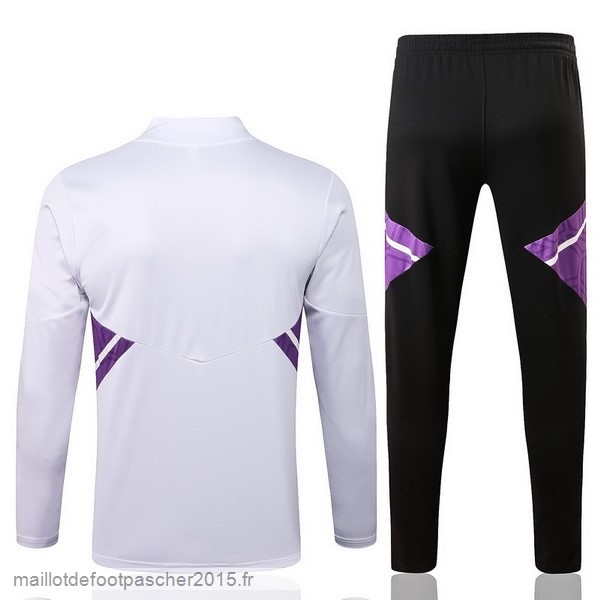Maillot Foot Achat Survêtements Real Madrid 2022 2023 Blanc III Noir