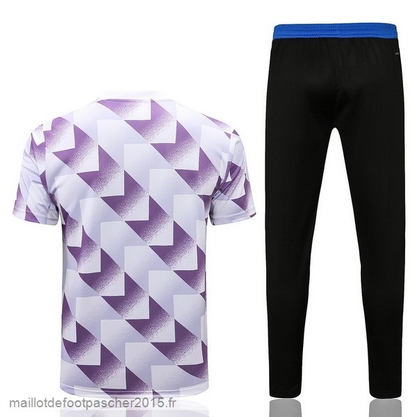 Maillot Foot Achat Entrainement Ensemble Complet Real Madrid 2022 2023 Blanc Purpura Noir