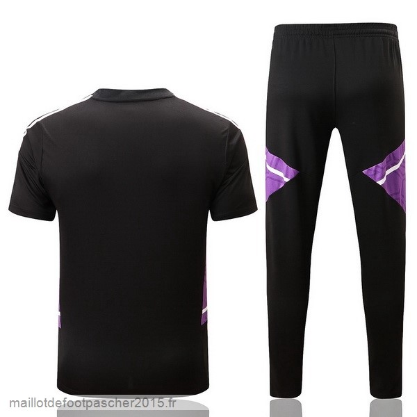 Maillot Foot Achat Entrainement Ensemble Complet Real Madrid 2022 2023 Noir Purpura Blanc