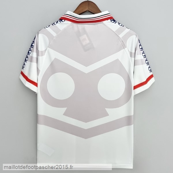 Maillot Foot Achat Exterieur Maillot Universidad De Chili Rétro 1996 Blanc